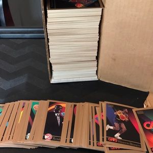 Skybox basketball cards 90-91 set with extra duplications 400+ cards